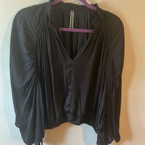Anthropologie ruched peasant blouse. Never worn. M